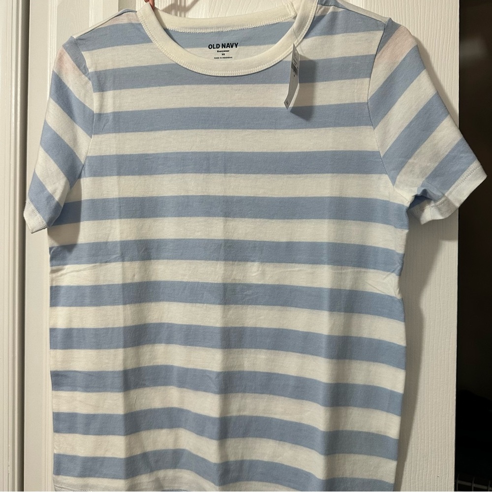 old navy wear everywhere tee